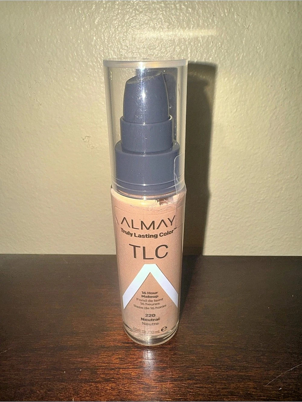 ALMAY TLC Truly Lasting Color Liquid Foundation - 220 Neutral